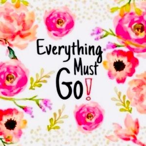 MAKE ME AN OFFER 💗 ! Everything must go 🥂🌸